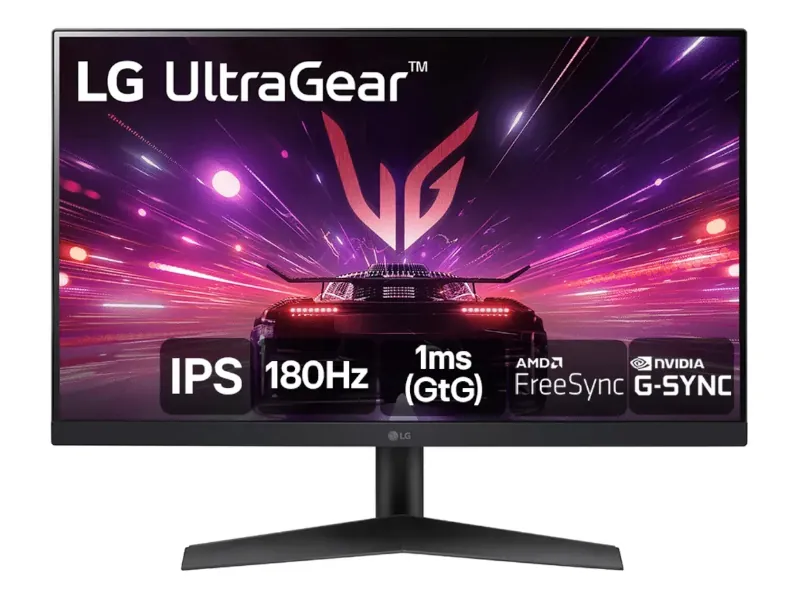 Pessoa fazendo unboxing de um monitor em uma mesa